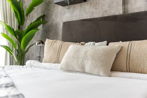 Apartment | 1 bedroom - Elegant and Cozy 1-bedroom Apartment With Balcony Views in JVT (Dubai)