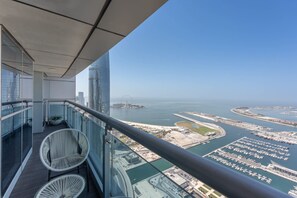 2 bedrooms - Luxurious 2-bedroom Apartment Perfect for Families in Dubai Marina (Dubai)