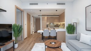 House - Stylish Minimalist 2-bedroom in Jumeirah Village Circle (Dubai)