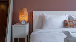 Apartment - Gorgeous 2-bedroom Apartment in Norton Court Motor City (Dubai)