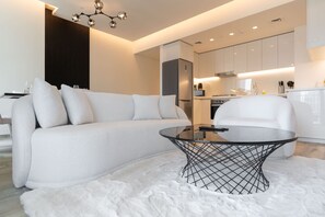 1 bedroom - Elegant 1-bedroom Apartment for 2 Near to Burj Khalifa (Dubai)