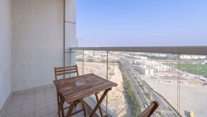 House | 1 bedroom - Charming Sun-filled 1-bedroom in Red Residence Dubai Sports City (Dubai)