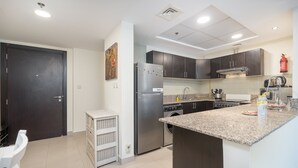 House | 1 bedroom - Charming Sun-filled 1-bedroom in Red Residence Dubai Sports City (Dubai)