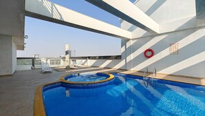 House | 1 bedroom - Charming Sun-filled 1-bedroom in Red Residence Dubai Sports City (Dubai)
