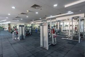 Apartment - Spacious Studio at Imperial Residence in JVT That Sleeps 4 (Dubai)