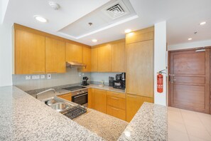 Studio - Minimalist and Modern Studio in Business Bay (Dubai)