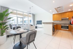 Studio - Minimalist and Modern Studio in Business Bay (Dubai)