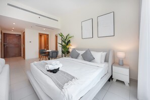 Studio - Minimalist and Modern Studio in Business Bay (Dubai)