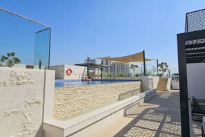 Studio - Mesmerizing Studio Located in the Center of JVC (Dubai)