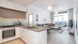 Apartment | 1 bedroom - Luxury 1-bedroom in Dubai Marina That Sleeps 2 (Dubai)