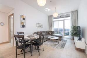 1 bedroom - Luxury 1-bedroom in Dubai Marina That Sleeps 2 (Dubai)