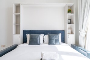 Studio | Internet - Relaxing and Gorgeous Studio in Miraclz by Danube (Dubai)