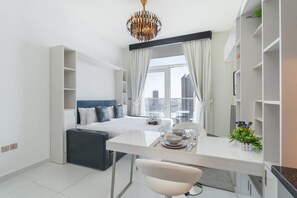 Studio | 1 bedroom, Internet - Relaxing and Gorgeous Studio in Miraclz by Danube (Dubai)