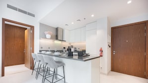Unclassified image, 2 of 45, button - Astonishing 1 Bedroom Flat in No 9 Tower Dubai Marina (Dubai)