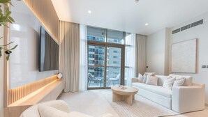 Unclassified image, 3 of 45, button - Astonishing 1 Bedroom Flat in No 9 Tower Dubai Marina (Dubai)