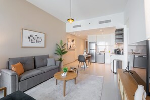 Apartment | 1 bedroom - Modern 1-bedroom Apartment Perfect for Family in Downtown With Skyline Views (Dubai)