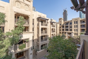 2 bedrooms, Internet - Luxury Living in the Heart of Dubai - Next to Dubai Mall and Fountains - Stunning Full Burj Khalifa View (Dubai)