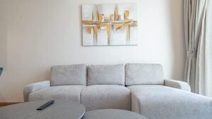 Apartment - Sleeps 2 in 1 Bedroom at Hanover Square JVC (Dubai)