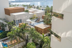 Room - Stunning 3-bedroom Retreat at Five Palm Jumeirah With Spectacular Views and Direct Access to the West Beach (Dubai)