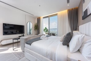 House | High-speed internet - Sleek Studio in Jumeirah Village Triangle (Dubai)