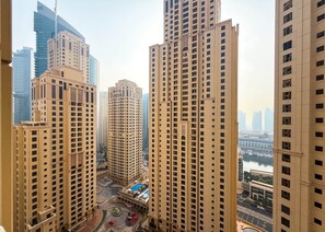 Apartment | 2 bedrooms - Bahar 2 s Stylish 2 Bedroom That Sleeps 4 (Dubai)