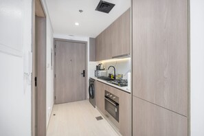 Studio - Charismatic Studio in Laya Heights Perfect for 2 (Dubai)