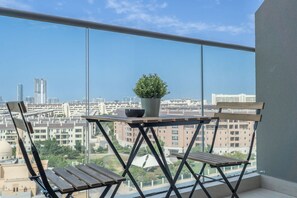 Studio - Charismatic Studio in Laya Heights Perfect for 2 (Dubai)