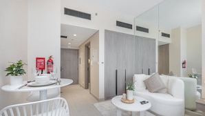 House | High-speed internet - Heart Captivating Studio in Laya Heights (Dubai)