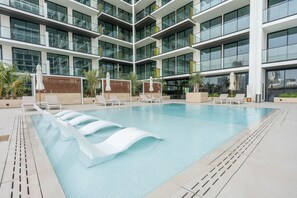 Room - Well-furnished and Luxurious Studio in JVC (Dubai)