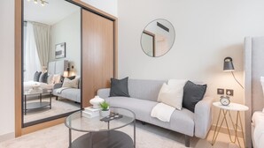 Studio - Well-furnished and Luxurious Studio in JVC (Dubai)