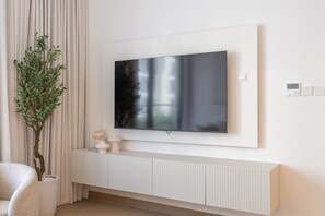 Apartment | 1 bedroom - Spectacular 1 Bedroom in La Sirene 4 That Sleeps 4 (Dubai)