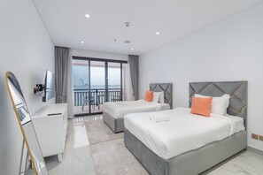 Room - 2 Bedroom With Beautiful Full Palm Waters Views (Dubai)