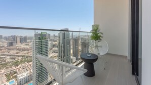 Apartment | 1 bedroom - Lavish 1 Bedroom in Binghatti Gardenia That Sleeps 4 (Dubai)