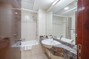 Studio - Prime Studio in Jumeirah Bay X1 in JLT - Sleeps 2 (Dubai)
