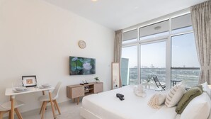 Studio - Majestic Studio in Damac Carson C (Dubai)