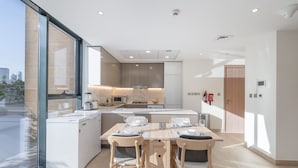 Apartment - Indulging 1 Bedroom in Azizi Riviera 6 (Dubai)