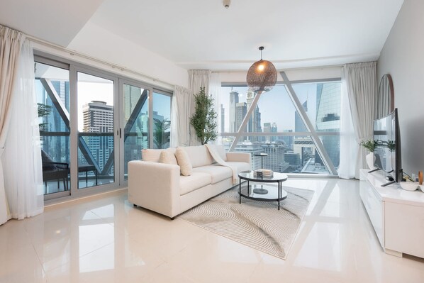 Apartment | 3 bedrooms - Well-furnished 3 Bedroom in Park Towers Difc (Dubai)