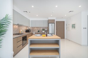 Apartment - Premium 1 Bedroom in Beach Isle Great for Retreat (Dubai)