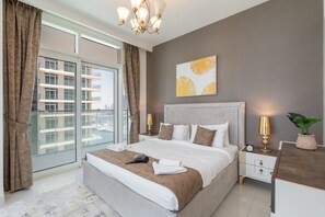 Apartment | 2 bedrooms, Internet - Mesmerizing 2BR in Emaar Beachfront With Sea Views (Dubai)