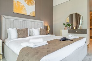 Apartment | 2 bedrooms, Internet - Mesmerizing 2BR in Emaar Beachfront With Sea Views (Dubai)