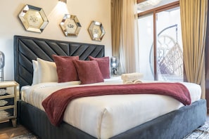 Room - Extravagant Studio Stay for 2 in JVC (Dubai)