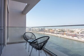 公寓 | 3 間臥室、網路服務