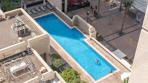 Apartment - 1 Bedroom and Situated Near Burj Khalifa and Dubai Mall (Dubai)
