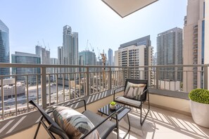 Apartment | 1 bedroom, Internet - 1 Bedroom and Situated Near Burj Khalifa and Dubai Mall (Dubai)