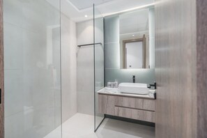 Apartment | 1 bedroom, Internet - Stylish 1-bedroom Retreat in Amal Tower Sports City (Dubai)