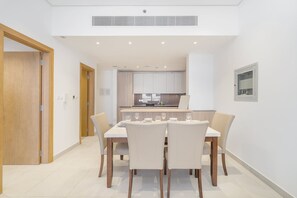 Apartment | 1 bedroom, Internet - Lovely and Spacious 1 BR in Divine Residences (Dubai)