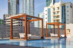 Apartment | 1 bedroom, Internet - Sleek 1 Bedroom in Studio One With Great Amenities (Dubai)