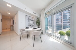 Apartment | 1 bedroom, Internet - 2805 The Lofts West (Dubai)