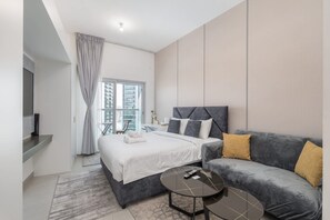 Internet - An Oasis in Bella Rose and Sleeps 2 (Dubai)