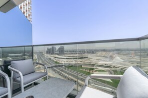 Apartment | 2 bedrooms, Internet - Fabulous and Spacious 2BR in Nobles Tower (Dubai)